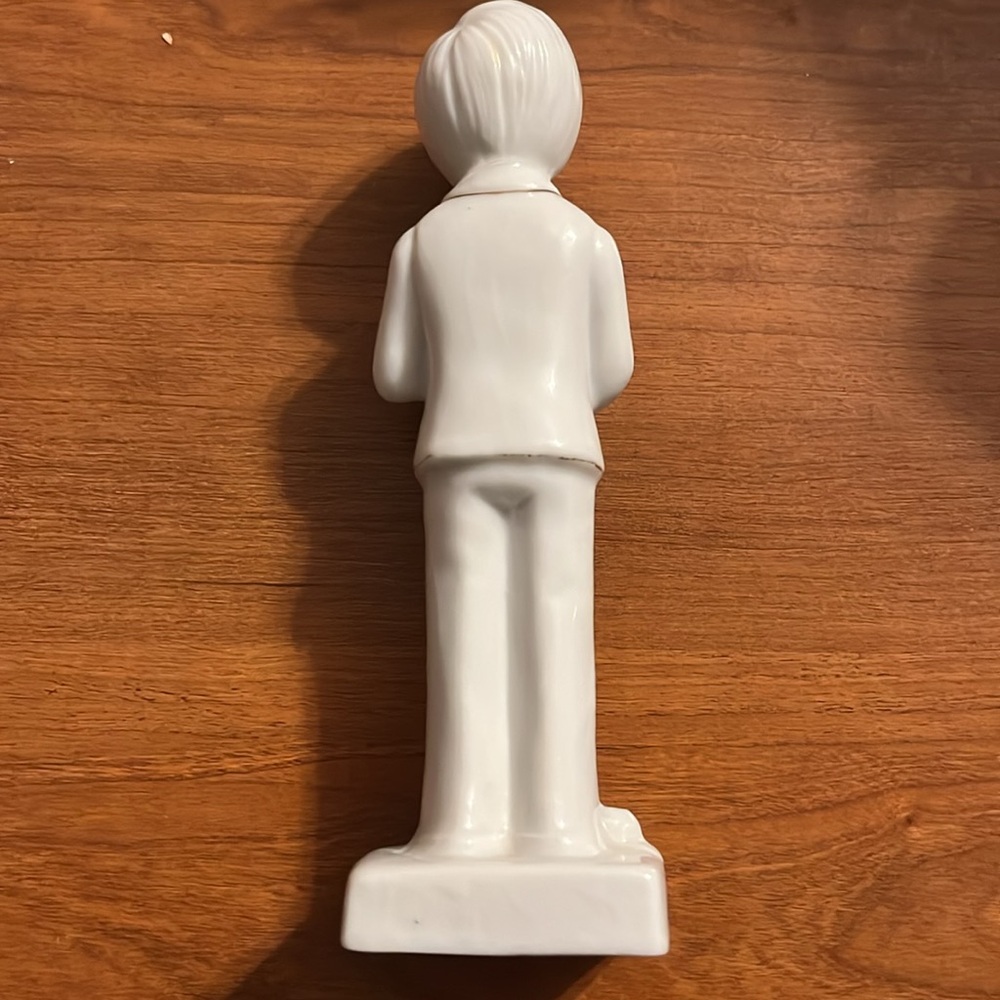 Vintage Ceramic Shiah Yih First Communion Boy - Picture 7 of 7